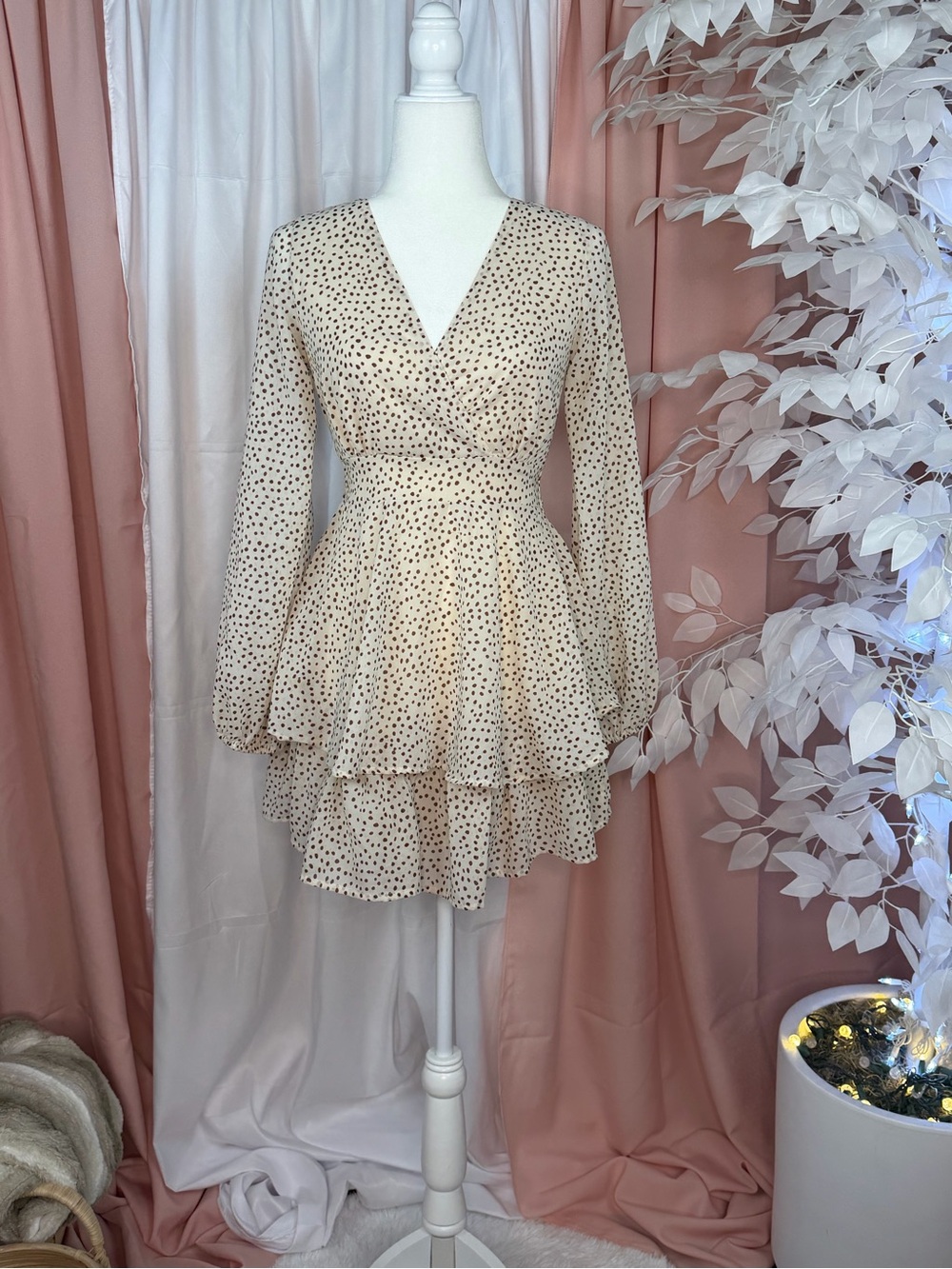 Soprano Cream Brown Polka Dot Ruffle Mini Dress Size Small